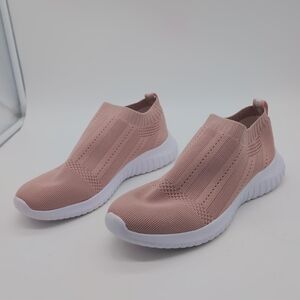 Tiosebon Sz 9 Lightweight Slip-On Knit Sneakers for Women - Pink